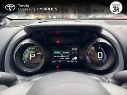 Photo 13 Toyota Yaris  116h Première 5p