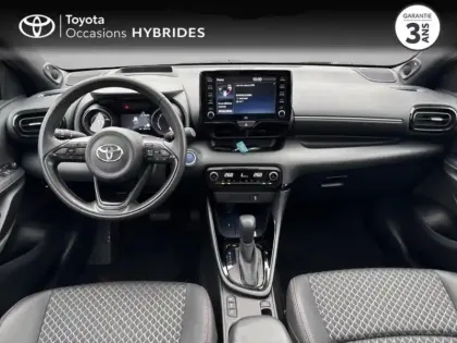 Photo 7 Toyota Yaris  116h Première 5p