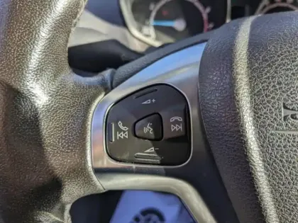 Photo 11 Ford Transit Courier  1.0E 100ch Stop&Start Trend