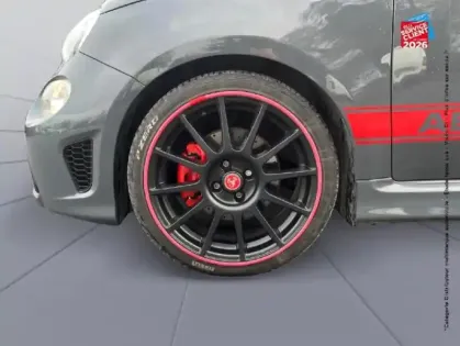 Photo 9 Abarth 500  1.4 Turbo T-Jet 165ch 695 XSR Yamaha Tpano Sieges cuir GPS