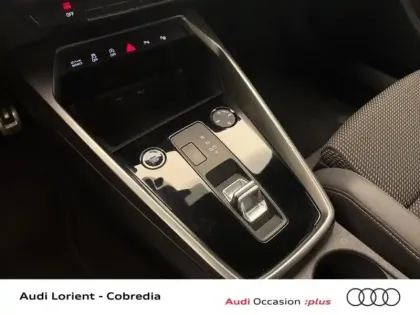 Photo 10 Audi A3  Sportback 35 TFSI 150ch Mild Hybrid S line S tronic 7