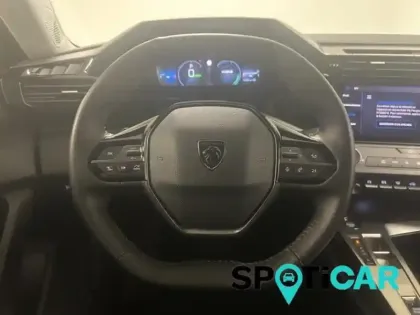 Photo 12 Peugeot 308  PHEV 180ch Active Pack e-EAT8