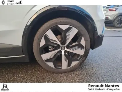 Photo 8 Renault Megane  E-Tech Electric 220ch Techno autonomie confort