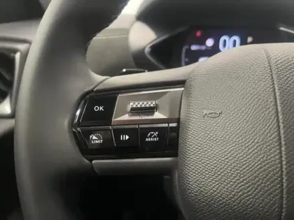 Photo 13 DS DS 3  1.2 Hybride 145ch Performance Line