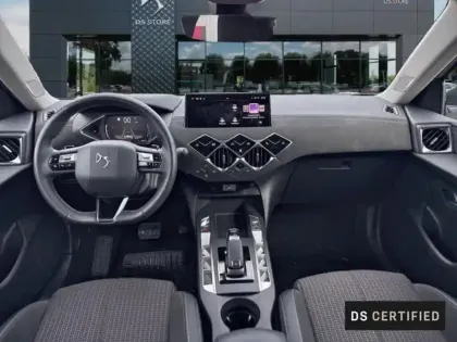 Photo 7 DS DS 3  1.2 Hybride Performance Line