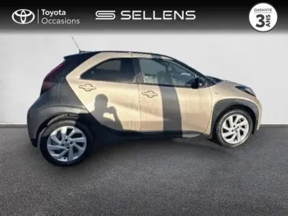 Photo 8 Toyota Aygo  X 1.0 VVT-i 72ch Design S-CVT