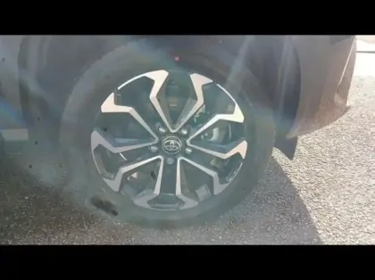 Photo 13 Toyota Yaris  Cross 116h Design MY25