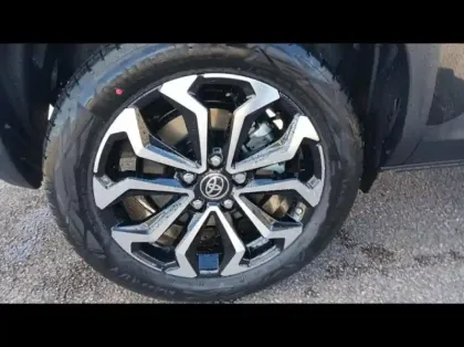 Photo 14 Toyota Yaris  Cross 116h Design MY25