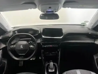 Photo 5 Peugeot 2008  e- 136ch Allure Pack