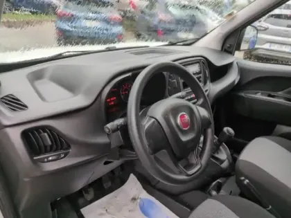 Photo 12 Fiat Doblo  Cargo 1.3 Multijet 95ch Pack USB Clim E6