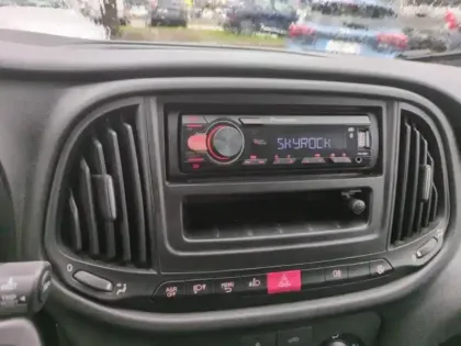 Photo 8 Fiat Doblo  Cargo 1.3 Multijet 95ch Pack USB Clim E6