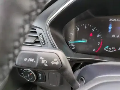 Photo 11 Ford Focus  1.0 Flexifuel mHEV 125ch Titanium Design