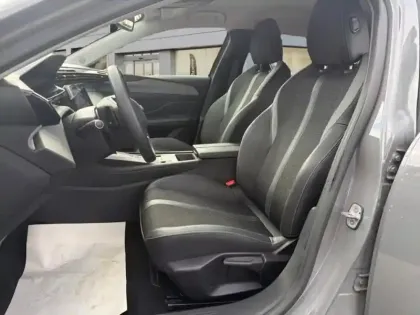 Photo 8 Peugeot 308  SW 1.2 Hybrid 136ch Allure e-DCS6