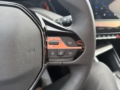 Photo 13 Peugeot 308  SW 1.2 Hybrid 136ch Allure e-DCS6