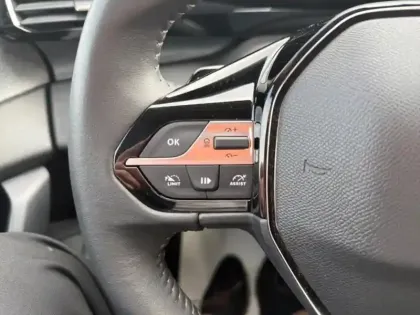 Photo 12 Peugeot 308  SW 1.2 Hybrid 136ch Allure e-DCS6