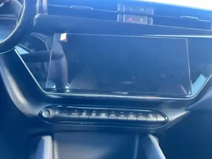 Photo 14 Alfa Romeo Junior  1.2 Ibrida 145ch e-DCT6