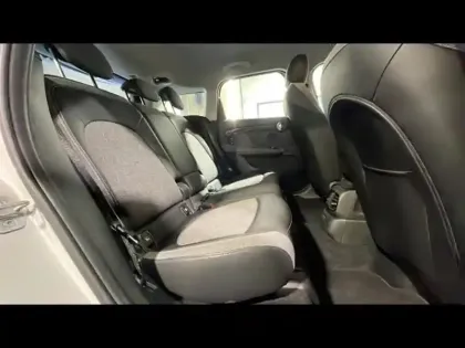 Photo 14 Mini Countryman Gén. II (F60) Ph2 Classic 5