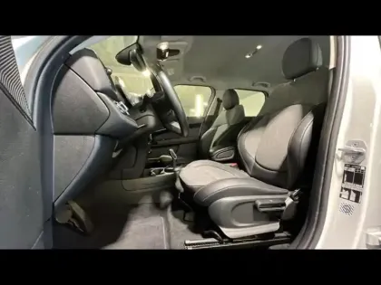 Photo 12 Mini Countryman Gén. II (F60) Ph2 Classic 5