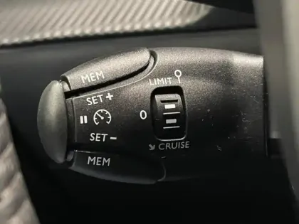 Photo 8 Peugeot 208  1.5 BlueHDi 100ch S&S Active Pack