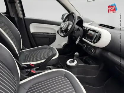 Photo 19 Renault Twingo  E-Tech Electric Techno R80 Achat Intégral GPS Camera