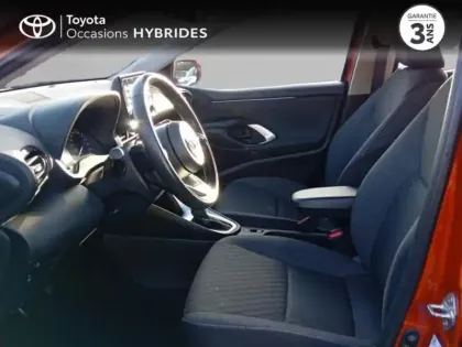 Photo 5 Toyota Yaris  116h Dynamic 5p MY22