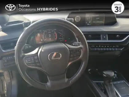 Photo 27 Lexus UX  250h 2WD Premium Edition MY22