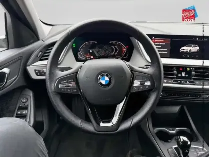 Photo 11 BMW Serie 1 Série 1 116iA 109ch Business Design DKG7
