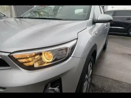 Photo 13 Kia Stonic  1.0 T-GDi 120ch MHEV Active iBVM6