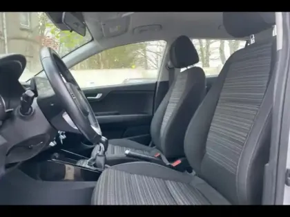 Photo 9 Kia Stonic  1.0 T-GDi 120ch MHEV Active iBVM6