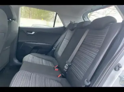 Photo 10 Kia Stonic  1.0 T-GDi 120ch MHEV Active iBVM6