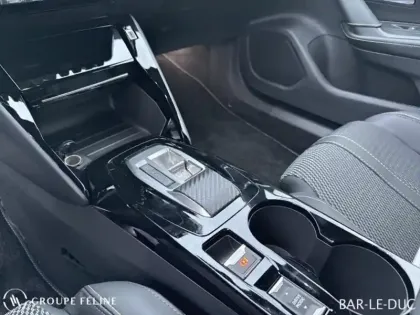 Photo 12 Peugeot 2008  1.2 Hybrid 145ch GT e-DCS6