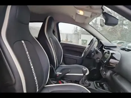 Photo 9 Renault Twingo  1.0 SCe 65ch Urban Night