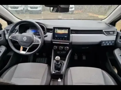 Photo 8 Renault Clio  1.5 Blue dCi 100ch Evolution - 24