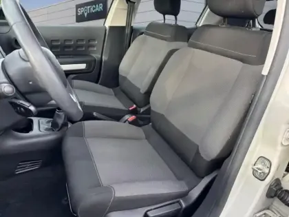 Photo 8 Citroën C3  1.2 PureTech 83ch S&S Feel 122-123g