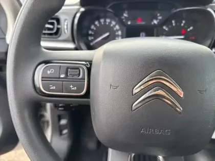 Photo 13 Citroën C3  1.2 PureTech 83ch S&S Feel 122-123g