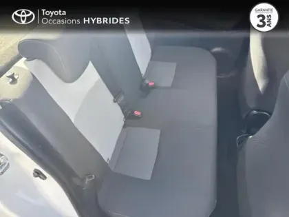 Photo 16 Toyota Yaris  100h France Business 5p RC18