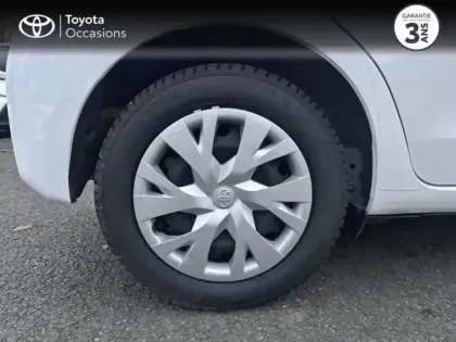 Photo 9 Toyota Yaris  100h France Business 5p RC18