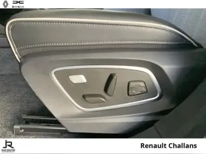 Photo 14 Renault Scenic  E-Tech Electric 220ch Techno grande autonomie -24