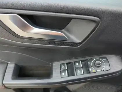 Photo 14 Ford Kuga Gén. III Ph1 ST-Line Business 5