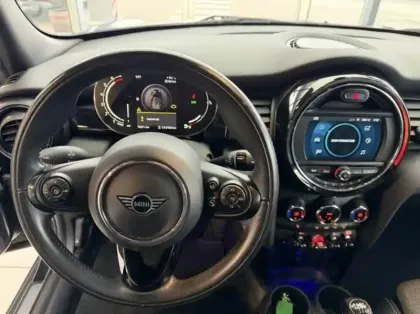 Photo 13 Mini Mini  5 Portes Cooper 136ch  Edition Greenwich