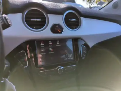 Photo 6 Opel Adam  Rocks 1.4 Twinport 87ch yourself White&Black Start/Stop