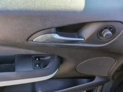 Photo 10 Opel Adam  Rocks 1.4 Twinport 87ch yourself White&Black Start/Stop