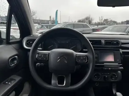 Photo 9 Citroën C3  1.2 PureTech 83ch S&S YOU!