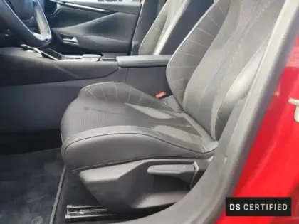 Photo 12 DS DS 4  E-TENSE 225ch Performance Line +