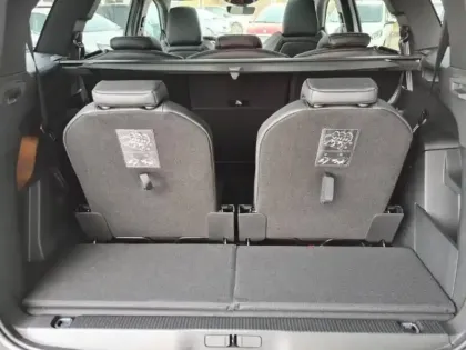 Photo 10 Peugeot 5008  1.2 PureTech 130ch S&S GT EAT8