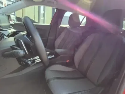 Photo 8 Peugeot 2008 Gén. II Ph1 NG Allure Pack 5