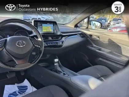 Photo 8 Toyota C-HR  122h Dynamic Business 2WD E-CVT RC18