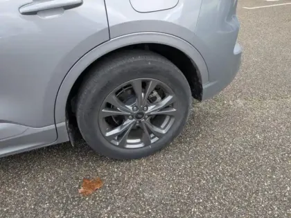 Photo 5 Ford Kuga  2.5 Duratec 190ch FHEV E85 ST-Line BVA