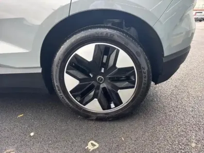 Photo 10 Volvo Ex30  Single 272ch Start