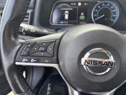 Photo 13 Nissan Leaf  150ch 40kWh Acenta 19